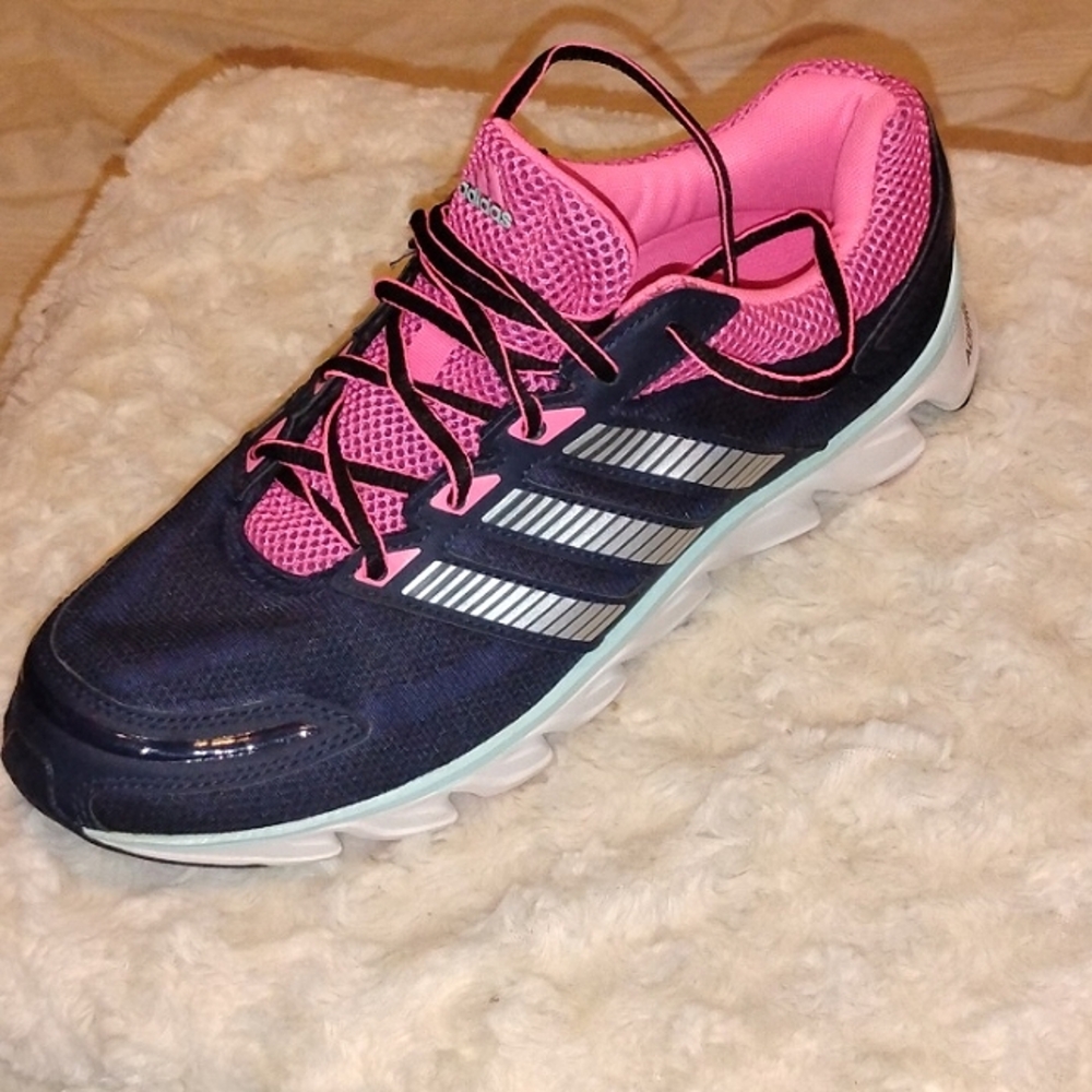 adidas adiprene + running shoes womens 9 1/2 m navy / pink worn once!